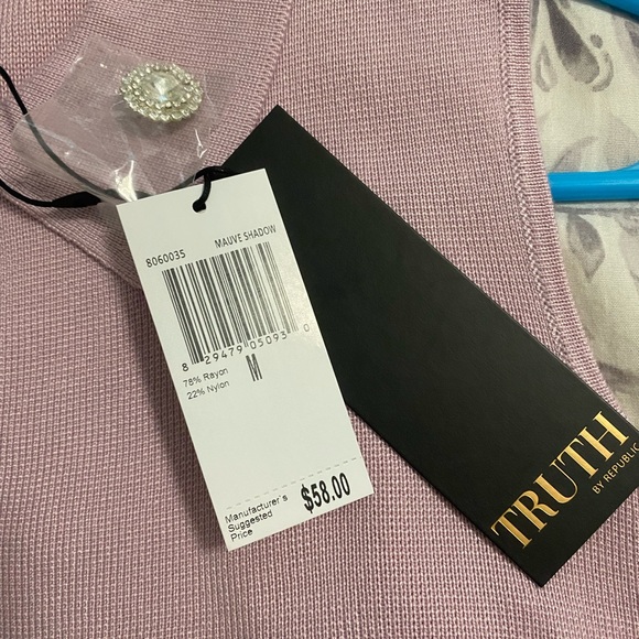 Sweater Vest - Picture 3 of 4